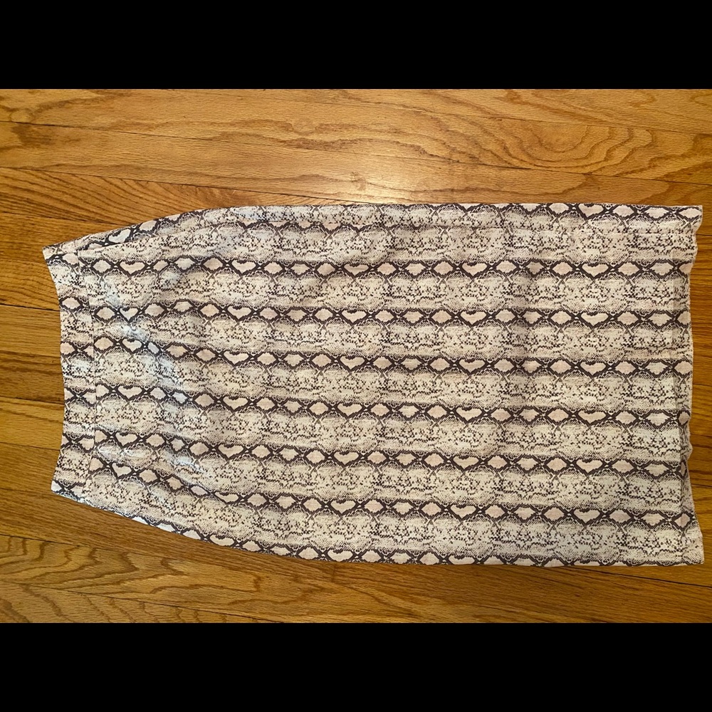 KITTENISH snake skin Skirt NWOT